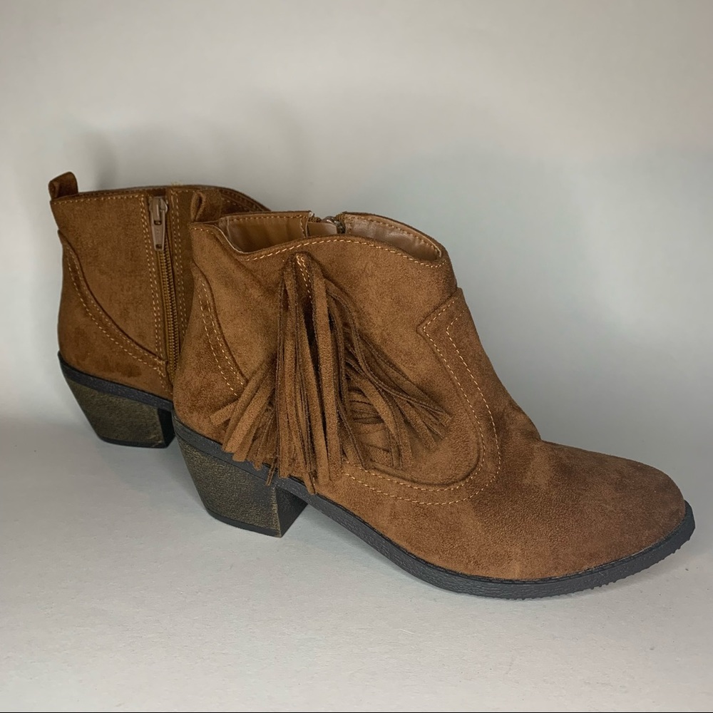 faded glory women’s size 6 ankle boots